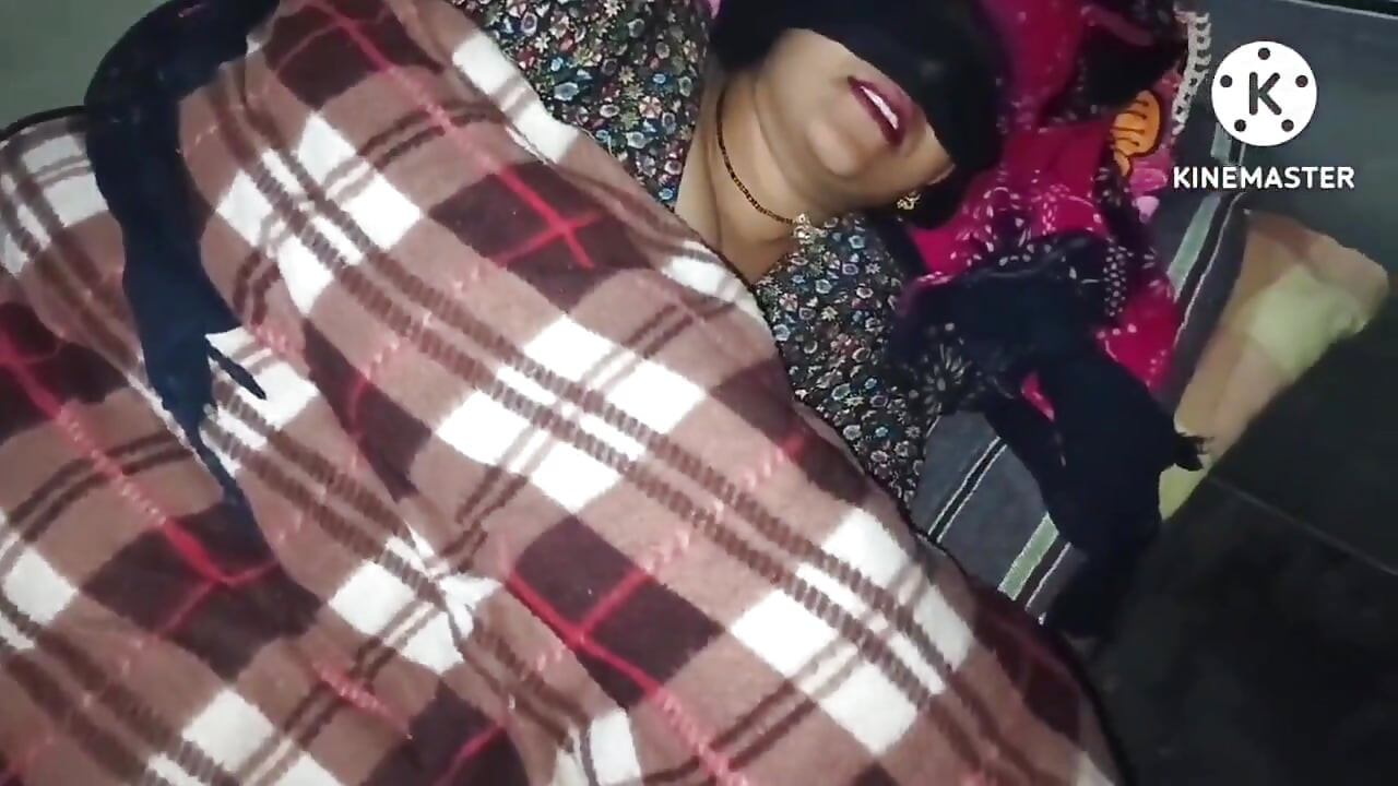 Meilleure Pipe Par Sa Belle-sœur Bhabhi Ji Et Éjaculation Dans Sa Bouche