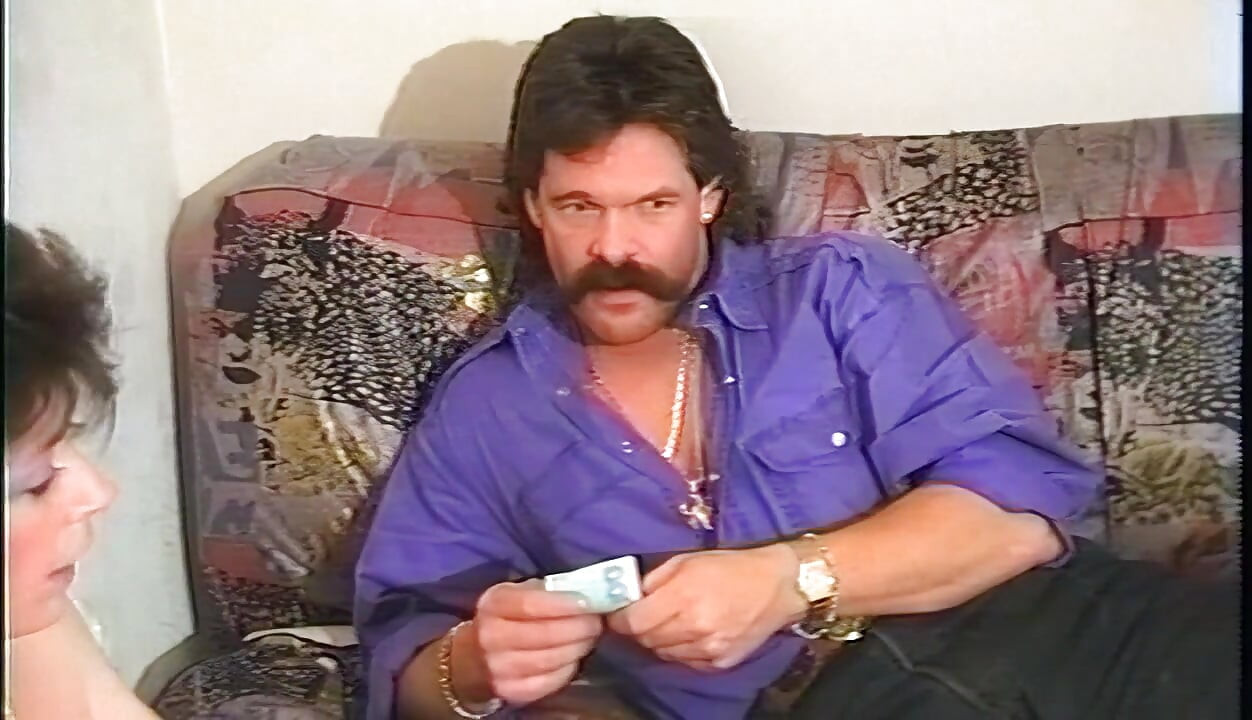 Fute-mi pizda tare pentru a te face să ejaculezi