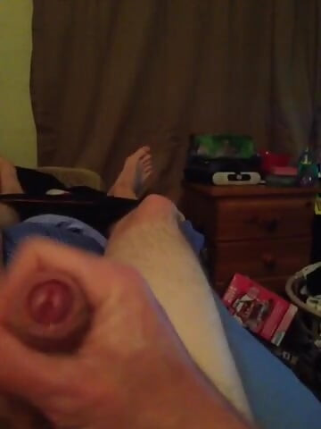 Cum quickly before the parents get back