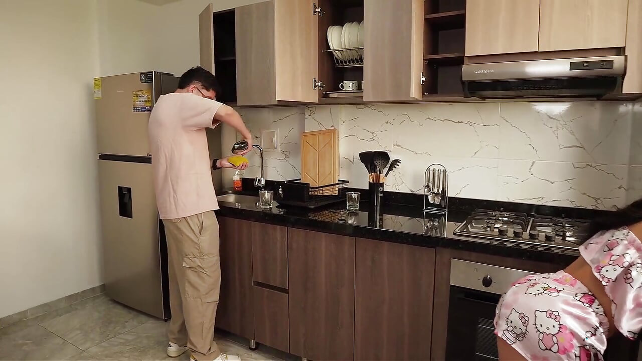 Was It All a Dream? Argument Over Dirty Crockery Ends in Sex with My Perfect Stepmom, Creampie in Pink Pussy