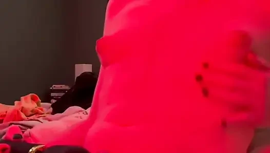 Güzel Queer Cutie
