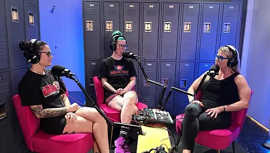 Luna Lovely and Nikki Zee Join Ariel On Locker Room Talk