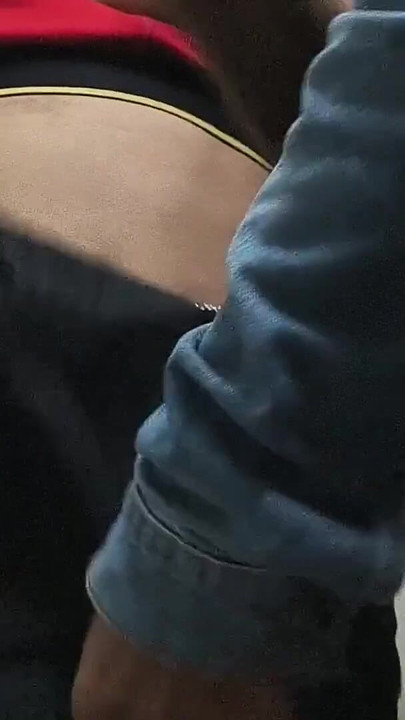 Detik kenangan dari "Perempuan simpanan bhabhi Disha dengan pemandunya Rahul"