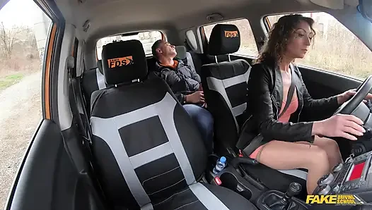 Fake Driving School - украинская милфа скачет на своем инструкторе