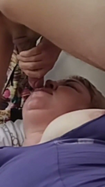 28 minutes of cumshots after manual stimulation and finishing in the mouth on the face and tits | Clip 2