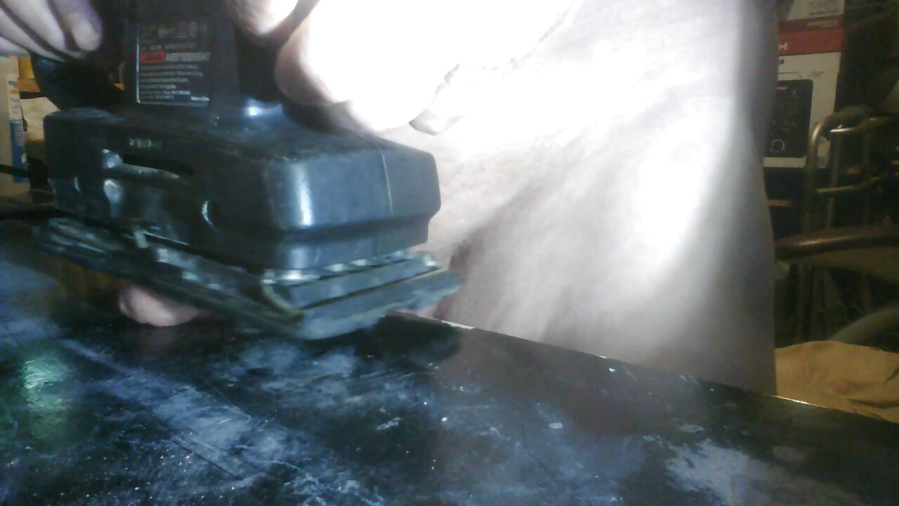 virbating sander