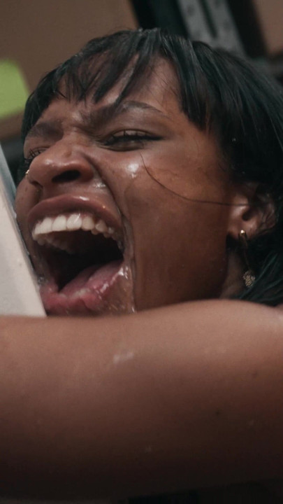 Parasite Office Sex Squirting Climax