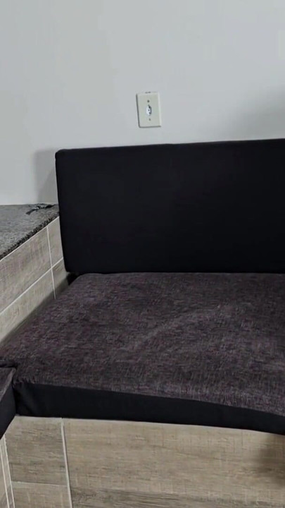 I FUCKED WITH THE PIZZA DELIVERY MAN IN FRONT OF MY HUSBAND'S CUCKOLD HE WAS EXCITED WATCHING THE STRANGER RIP MY ASS | Clip 1