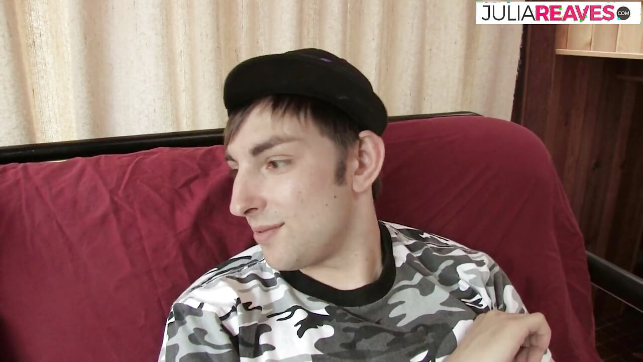 Hot girl rubs clit then sucks the huge cock that fucks her to cumshot