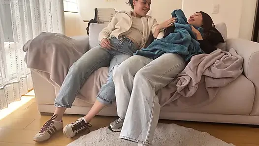 Istri saya ingat cara melakukan seks lesbian romantis