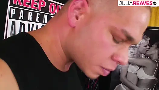 Hot Girl With Cute Natural Tits Gets the Wet Cunt Licked and Wants to Be Fucked Hard