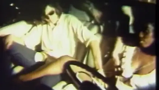 Black and white pussy licking in the bedroom