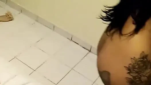 Super TBT fucking in a residential hallway