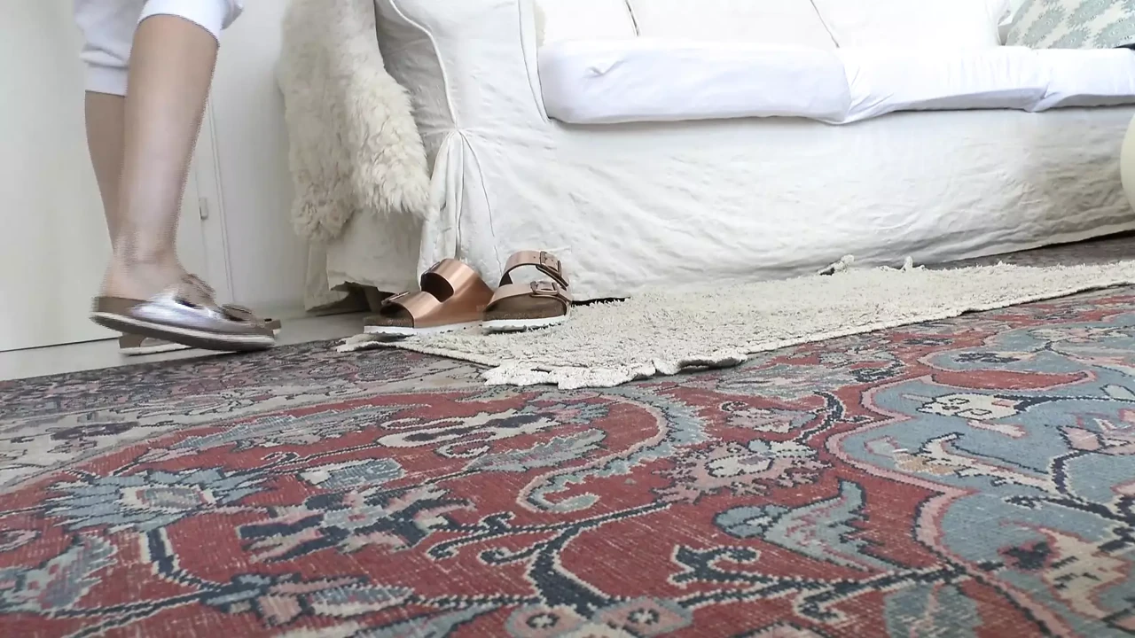 The Comparison of Old Cheese Slippers and New Slippers