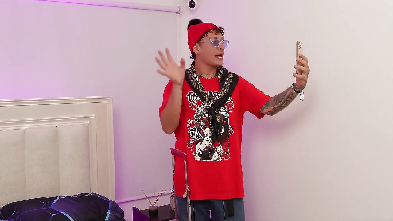 Seduced and Fucked by a Fake Gay Man After Sharing the Same Bed
