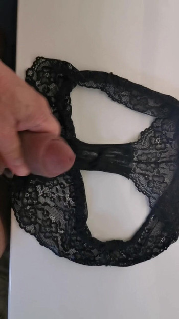 A quick cum in my wife's dirty panties...