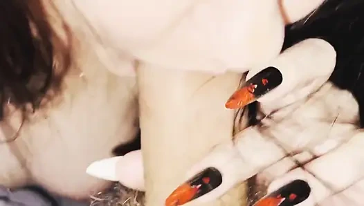 Свекровь ласкала меня своими губами и я на ее лицо