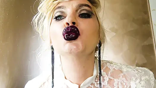 Femdom Lipstick Sexkisses