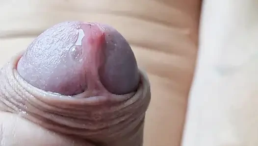 Genç kız ilk kez mastürbasyon lustropfen acemisi boşalmayı deniyor