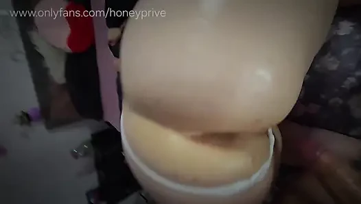 Orta yaşlı seksi kadın pawg honey peaxhes anal sekste büyük yarağı alıyor