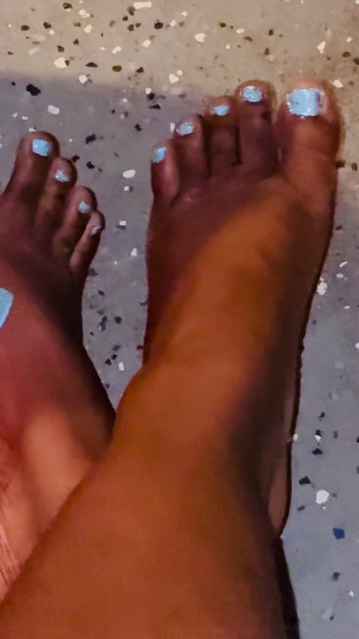Pretty Toes (My Feet)