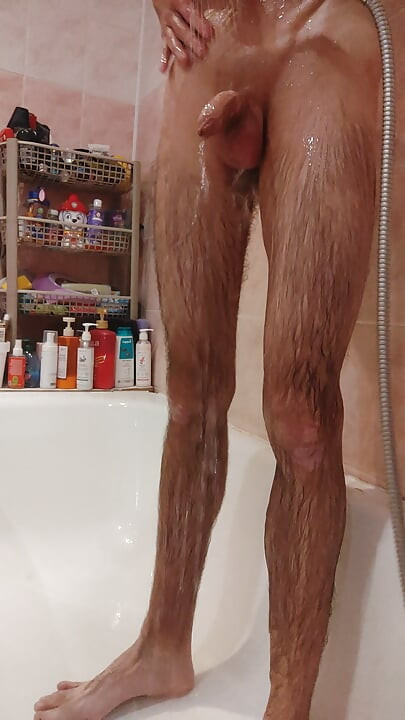 Polla en el baño