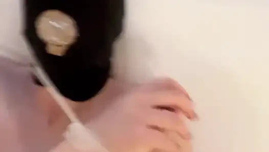 BDSM-fick-session: Mit Kabelbindern Und Klebeband Gefesselt Und Hart Gefickt (teen-schlampe)