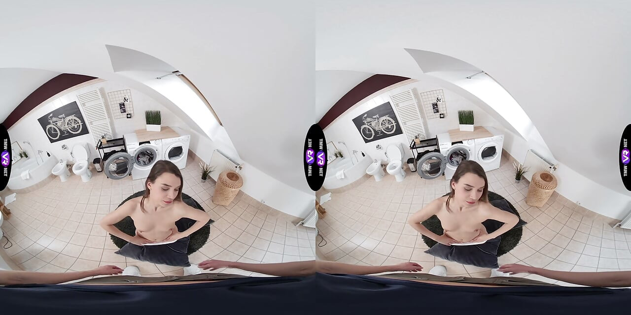 Quần áo bẩn dẫn đến sex dâm đãng cho Elena Vedem - TmwVRnet