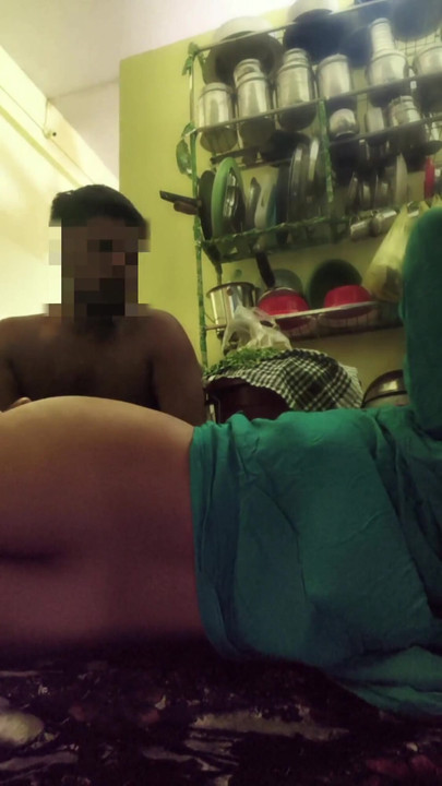 Indian Marathi Vaini's Gand Message | Clip 1