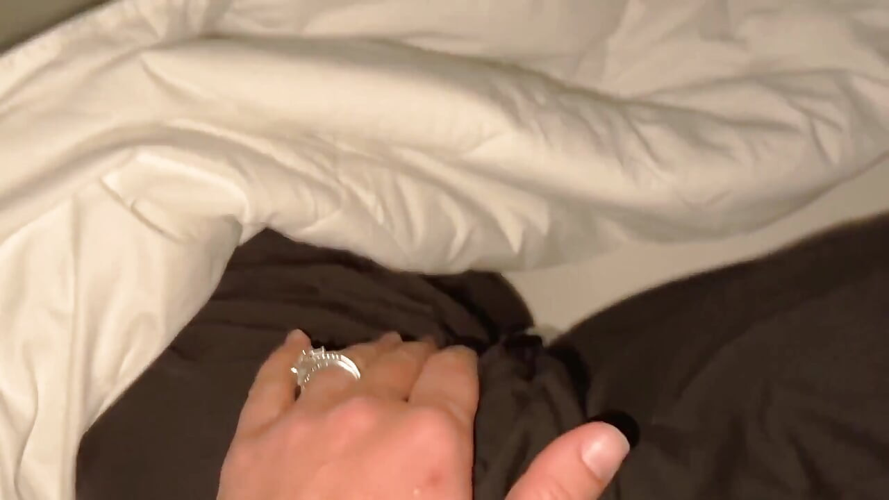 Betrügende Ehefrau Aufzug Sex Multiple Orgasmen Und Geständnis!
