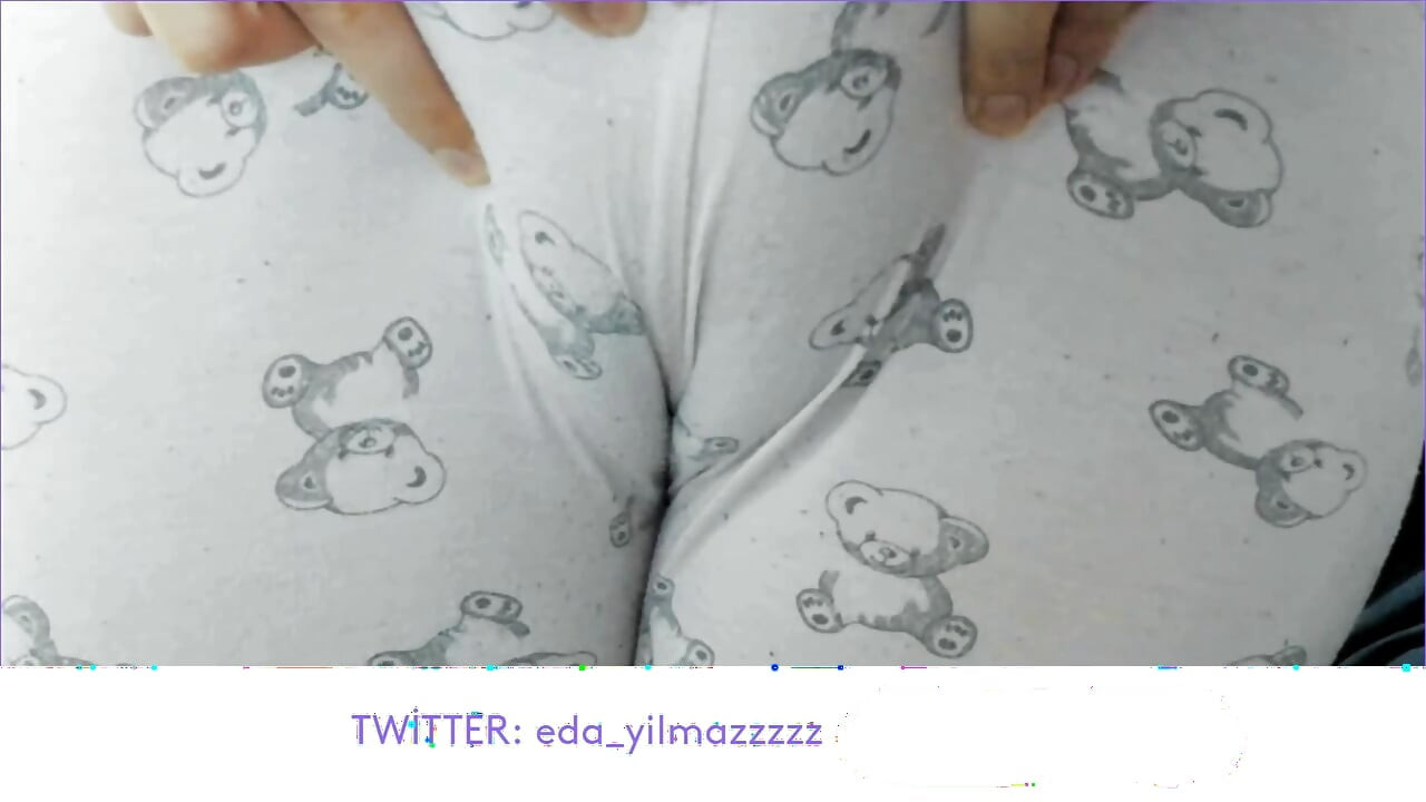 CAMELTOE- PAJAMA- SWOLLEN PUSSY