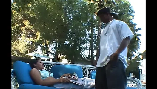 Kraliçe daha fazla yarak istiyor