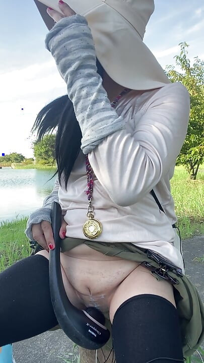 No.297 Dog-Dog Pose Walk
