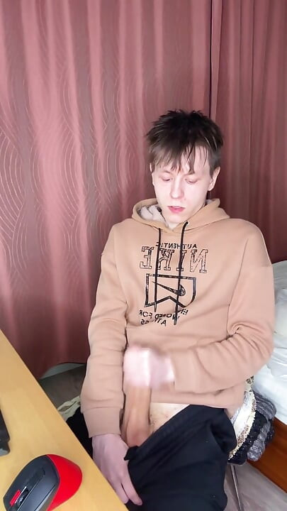 ขย่มขีดจํากัดของฉันเป็นเวลาหลายชั่วโมงก่อนจะระเบิด
