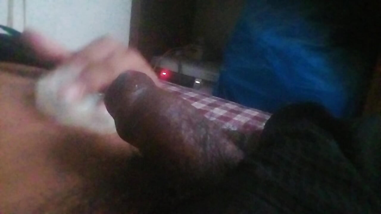 apni madam ko Chaddi Ko Dekhkar Muth Marne Lage