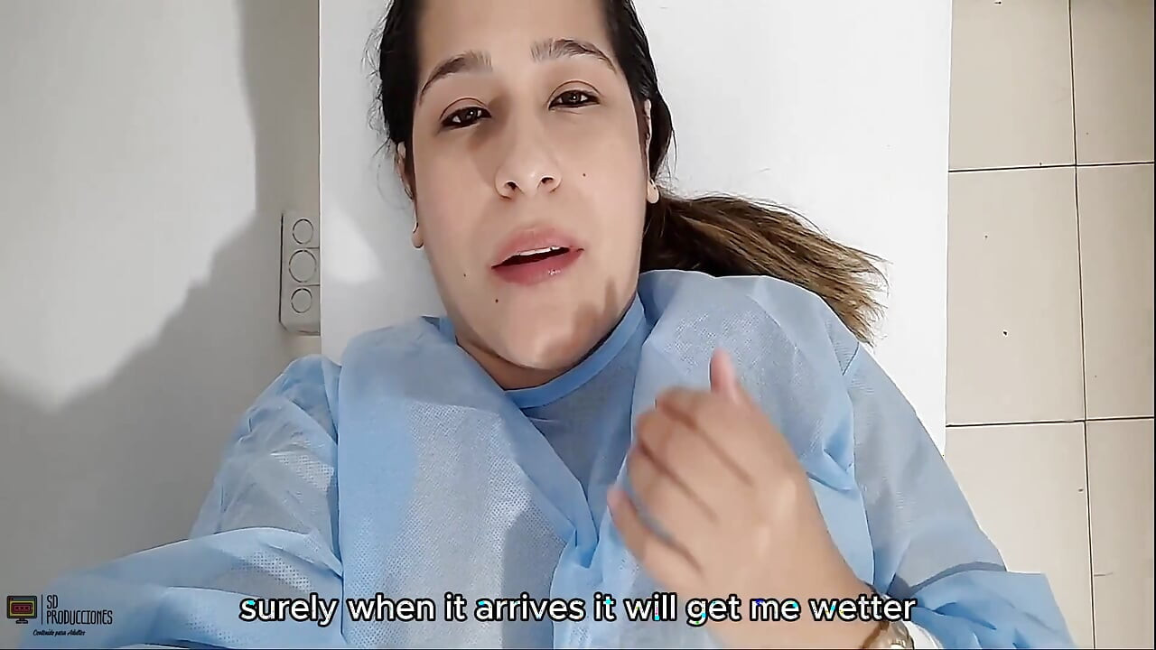 Meine finger reichen nicht, meine muschi will mehr fühlen, Doktor berührt mich wieder - porno auf spanisch