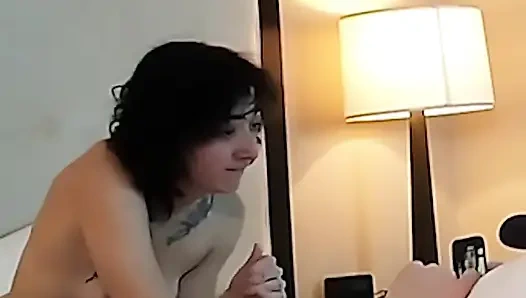 Super sexy zierliches tätowiertes teen lutscht schwanz - zusammenstellung 2