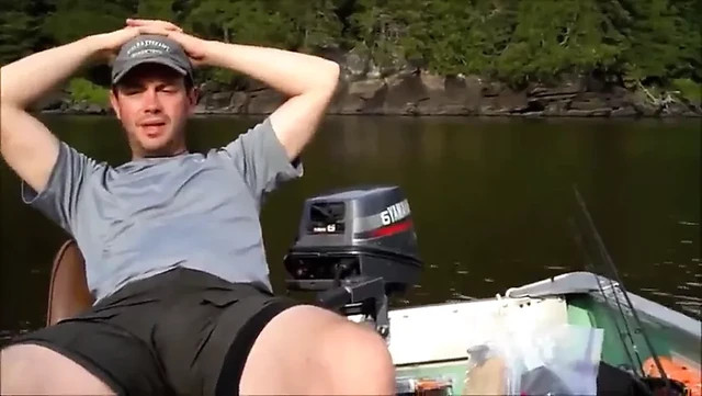 Str8 buddy bulge in the boat