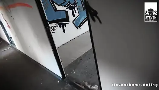 Empat cewek cantik lagi asik ngentot memeknya! StevenShame
