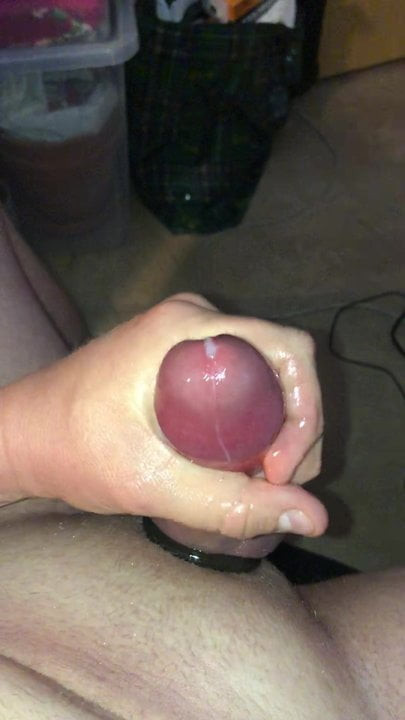 Cumming hard