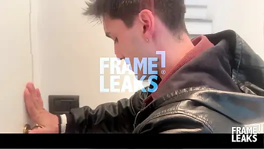 Giulia Napolitano gets fucked in the ass in private by El Papi