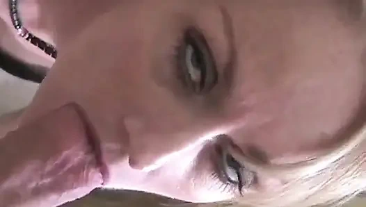 Злая сексуальная Мелани: Я люблю член!