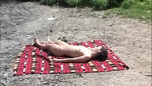 Gadis seksi lagi asik enema bagian 3