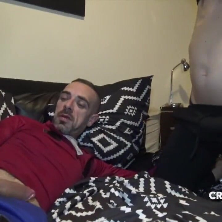 Young straight 21 years old fucked raw by Dylan Lopez in Paris