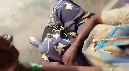 Outdoor fun with my local desi whore nandhini - part 1