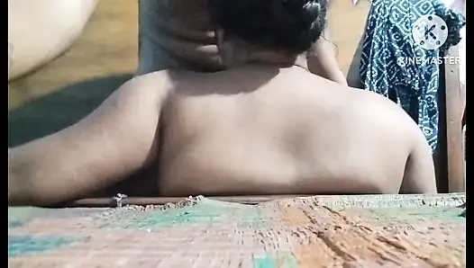Bhabhi Ko Land chuswaya