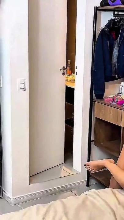 Prt.3 - Visit from the naughty tiffany Carioca, naughty girl likes danger and gave me a quiet time so my wife wouldn't notice greedy naughty... | Clip 2