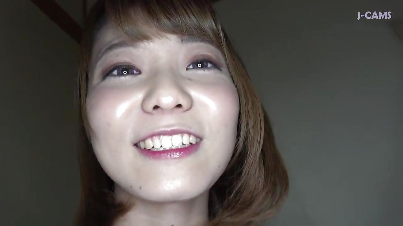 그녀의 벽을 허물고, 그는 욕망의 아름다움의 비밀 세계를 깨워. 챕터 1
