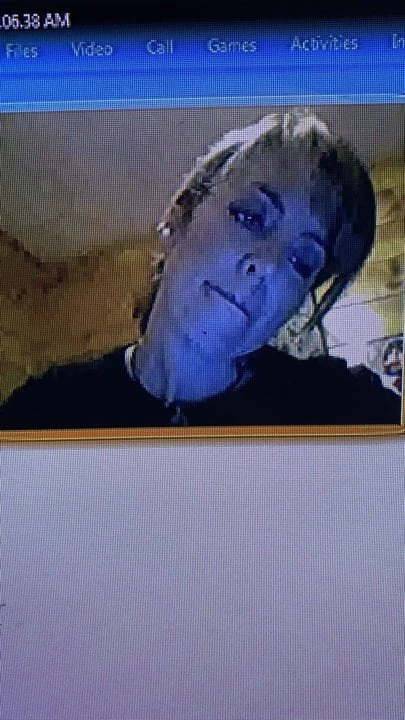 Milf smiles on cam