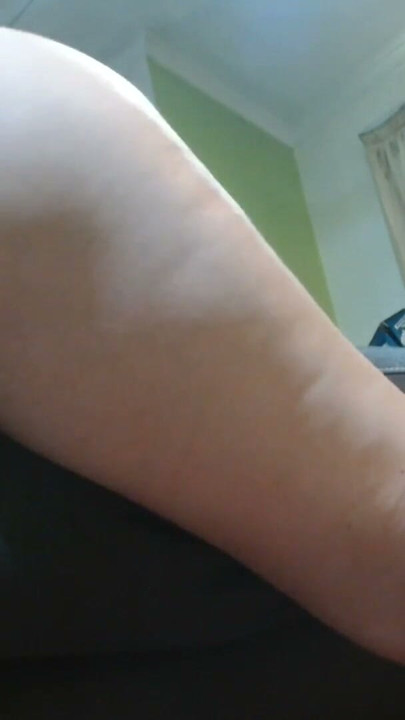 Pawg humping corn getting off | Clip 2